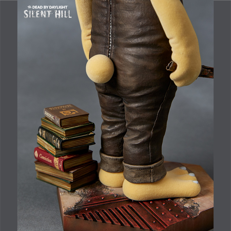 SILENT HILL x Dead by Daylight, Robbie the Rabbit Yellow 1/6 Scale Statue